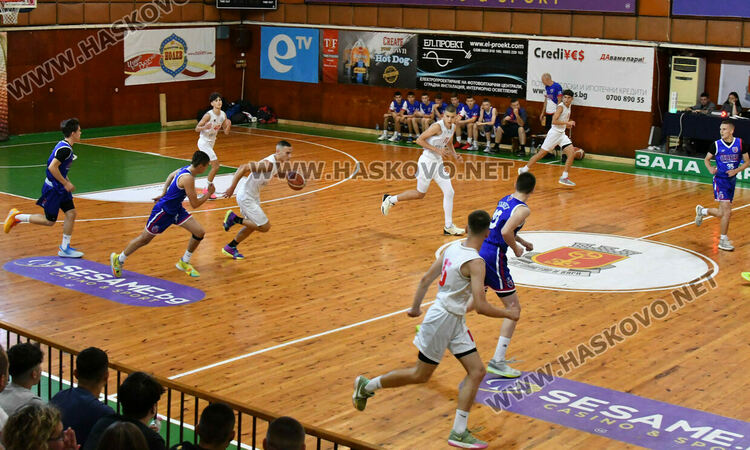 Юношите на БК „Хасково“ се класираха за финал 