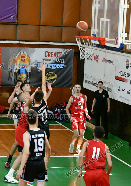 Баскетболистите на „Хасково“ са вицешампиони в Първа дивизия при юношите до 16 г.