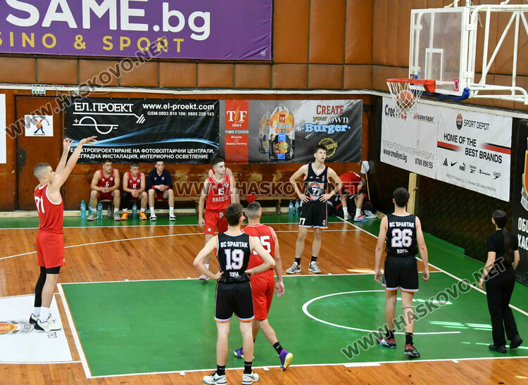 Баскетболистите на „Хасково“ са вицешампиони в Първа дивизия при юношите до 16 г.