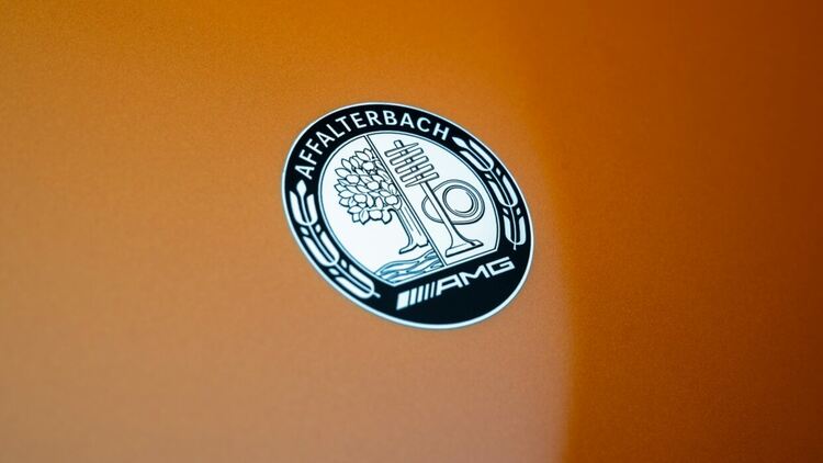 Mercedes-AMG ни показва как ще изглежда бъдещето на спортните седани в електрическата ера