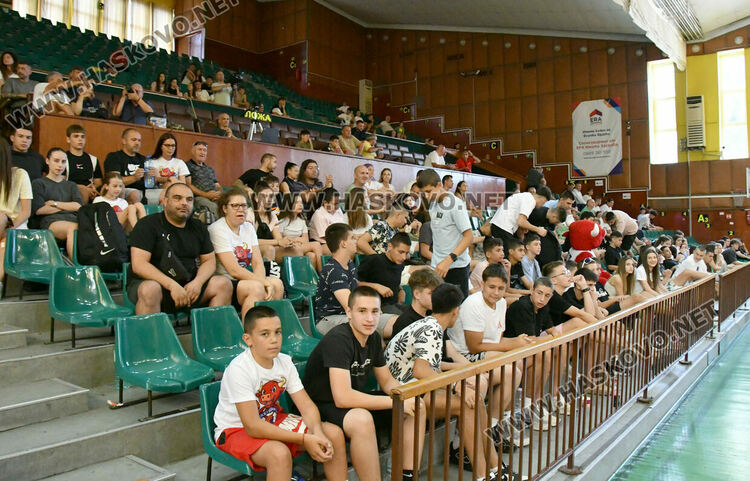 Баскетболистите на „Хасково“ са вицешампиони в Първа дивизия при юношите до 16 г.