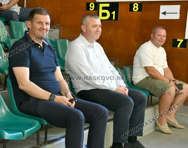 Баскетболистите на „Хасково“ са вицешампиони в Първа дивизия при юношите до 16 г.