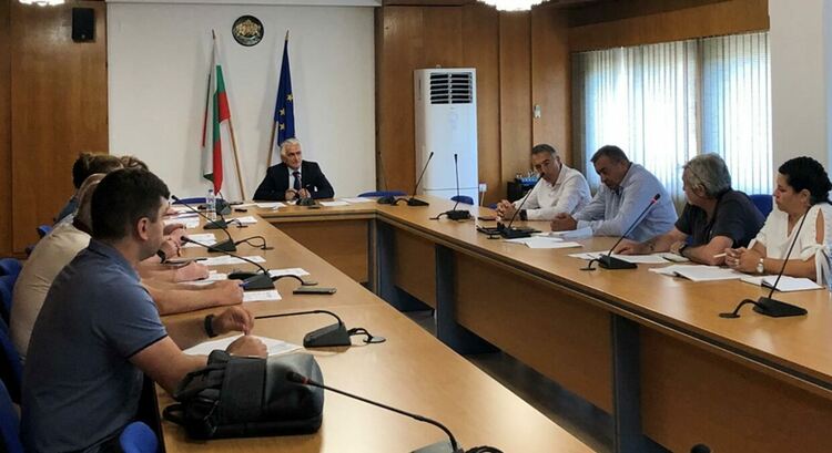 Областната комисия в Смолян обсъди и прие предложение за изменение на уредбата за обществения превоз на пътници