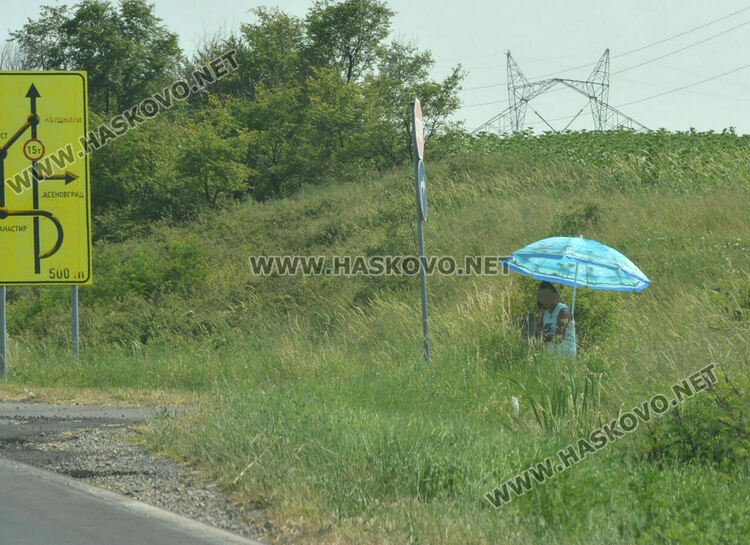 До 2000 лева излиза „сянката“ под чадър в Хасково