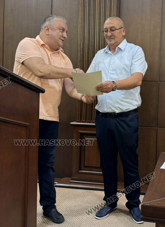 Ербил Неджиб положи клетва като кмет на Гълъбец