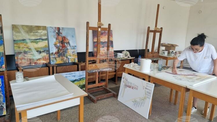 Чокманово събира художници от България и Турция в първи живописен пленер в памет на двама именити творци