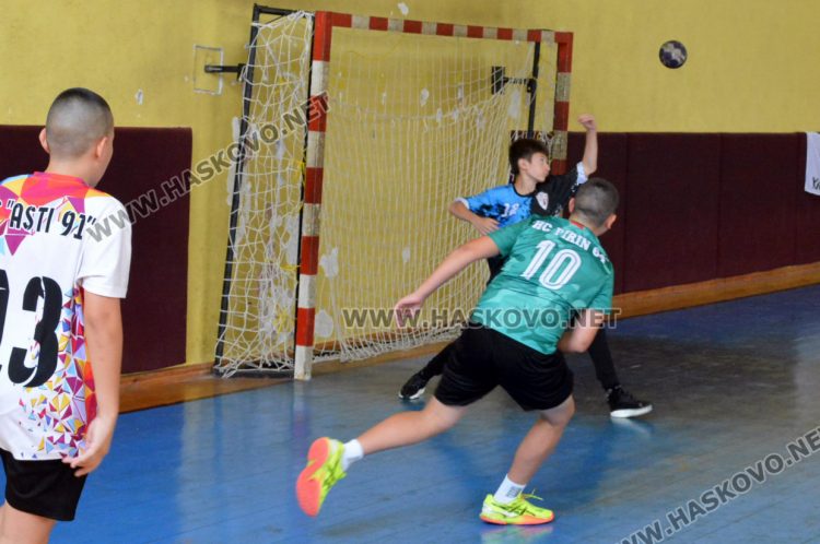  „Асти 91“ се класираха на финал след инфарктна победа и грозни сцени