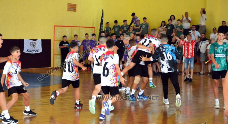  „Асти 91“ се класираха на финал след инфарктна победа и грозни сцени