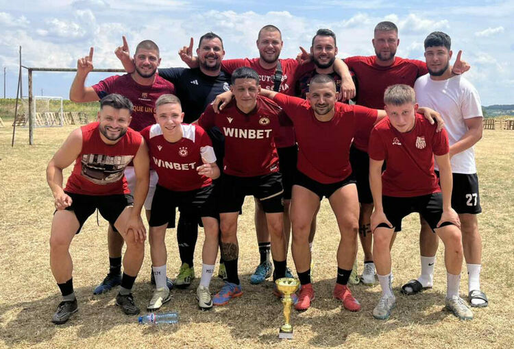 Футболистите на „Торнадо“ спечелиха благотворителен турнир