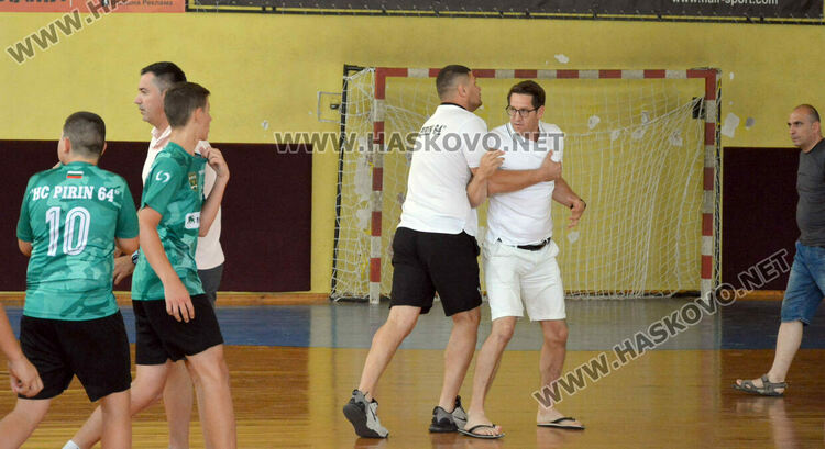  „Асти 91“ се класираха на финал след инфарктна победа и грозни сцени