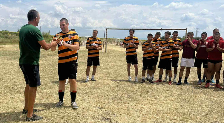 Футболистите на „Торнадо“ спечелиха благотворителен турнир