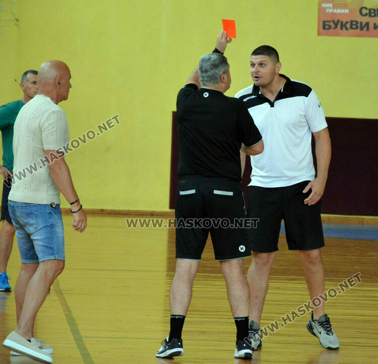  „Асти 91“ се класираха на финал след инфарктна победа и грозни сцени