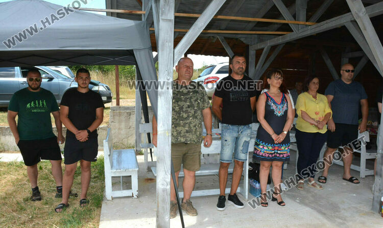 Два казана курбан за Петровден в Конуш