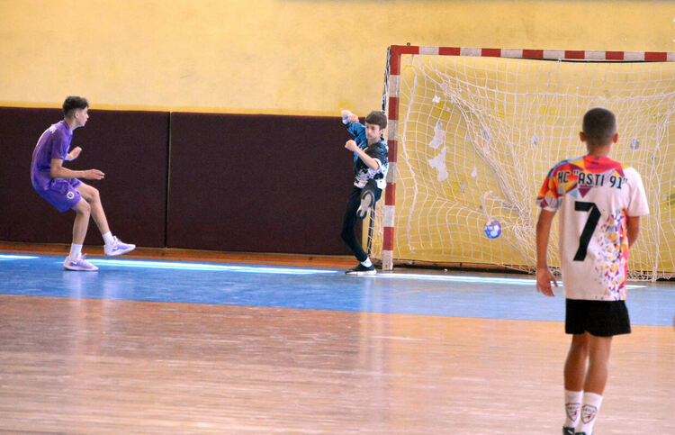 Теодор Тодоров с номер 7 стана най-добър защитник до 14 години