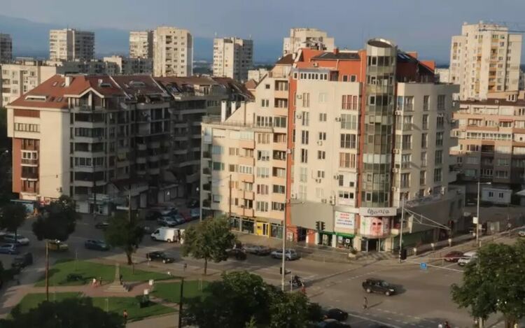 Имотите продължават да поскъпват