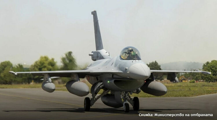 Кога ще получим следващите F-16?