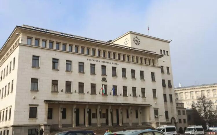 Въз основа на ОЛП новото равнище на законната лихва за забава у нас, което ще се прилага до края на годината, възлиза на 11,91 на сто.