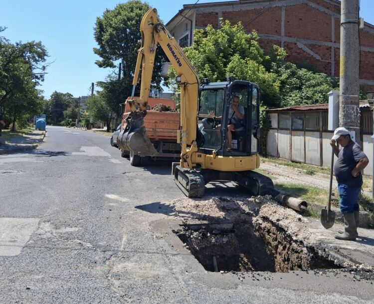 Хасковски квартали са без вода заради отстраняване на авария и подмяна на кран