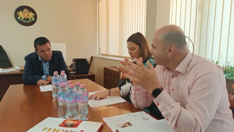 EVN представиха пред областния управител на Кърджали инвестиционната си програма