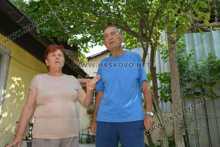 Съседи се жалват от рушаща се къща – паметник на културата