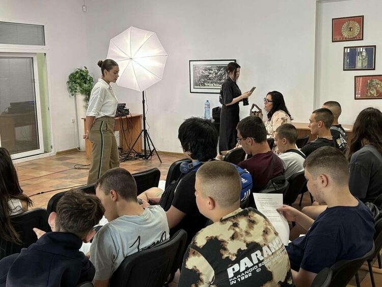 Община Радомир постави началото на целенасочени действия за превенция и подкрепа сред подрастващите