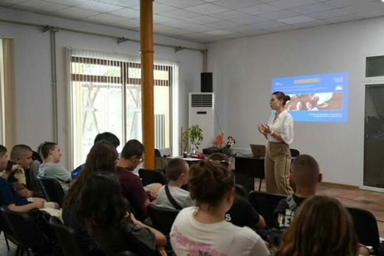 Община Радомир постави началото на целенасочени действия за превенция и подкрепа сред подрастващите