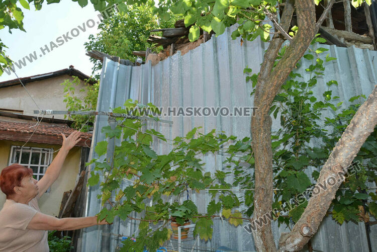 Съседи се жалват от рушаща се къща – паметник на културата