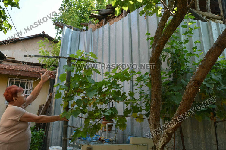 Съседи се жалват от рушаща се къща – паметник на културата