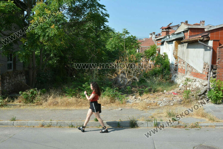 Съседи се жалват от рушаща се къща – паметник на културата