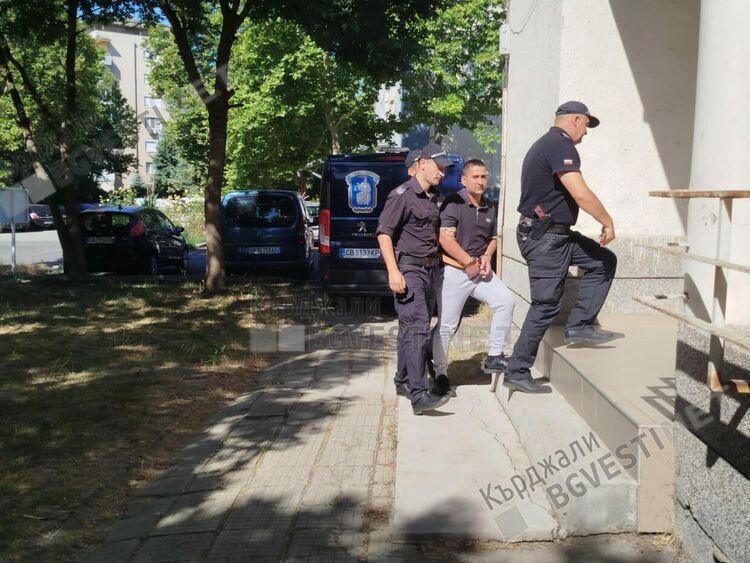 Окръжният съд в Кърджали насрочи изслушване на 11 свидетели и 7 вещи лица по делото за убийството на пазара