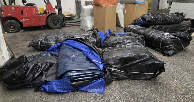 13 контрабандни лодки са открити в тир