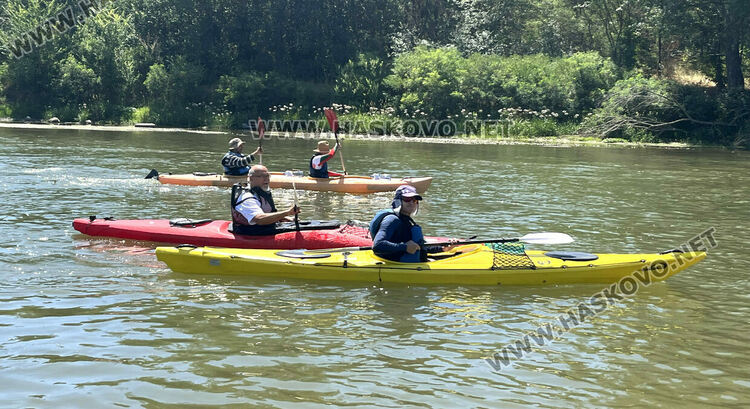 Близо 50 души стартираха във водния поход „Долна Марица - 2025“