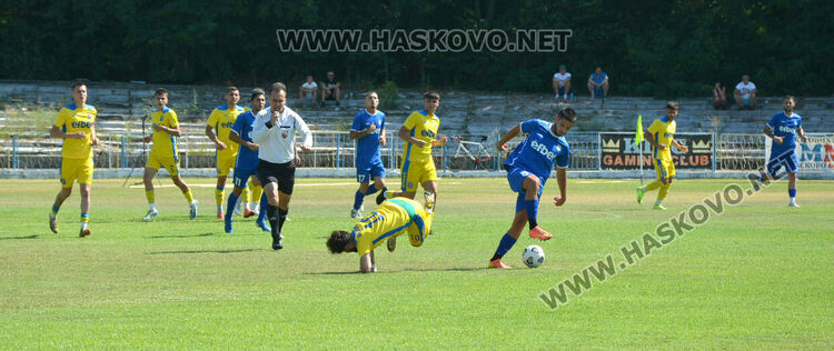 „Димитровград“ с равенство в първата си контрола
