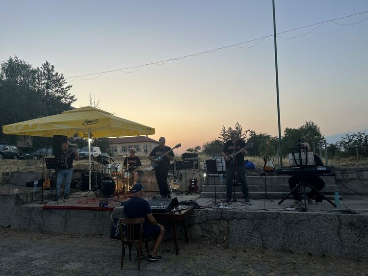 Музикален празник в с. Царева поляна