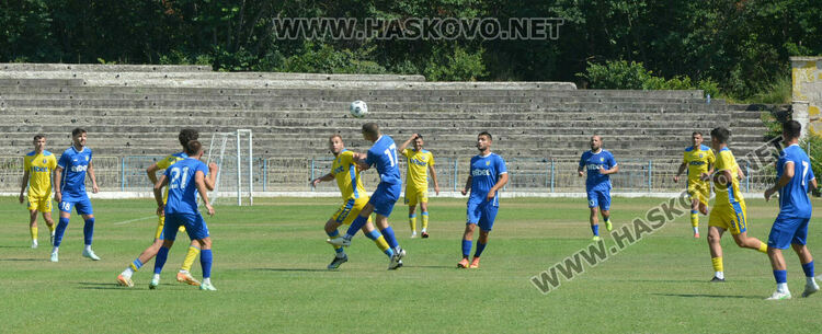 „Димитровград“ с равенство в първата си контрола