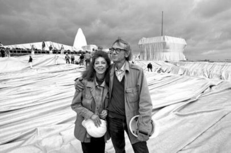 Париж кръсти централен площад на името на Христо Явашев