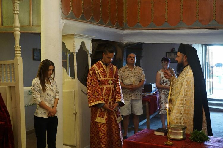 Курбан и литургия за храмовия празник на църквата „Света Неделя“ в Черепово