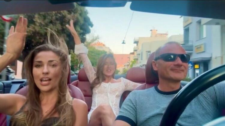 Министър Боташ: Какво ли не правят мъжете, за да са щастливи жените