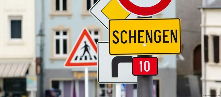 На много места в Шенген от известно време насам отново има граничен контрол