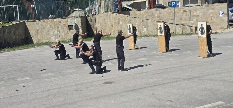 Над 300 гости наблюдаваха демонстрации на Главна дирекция „Охрана“ при извънредни ситуации в Пампорово 