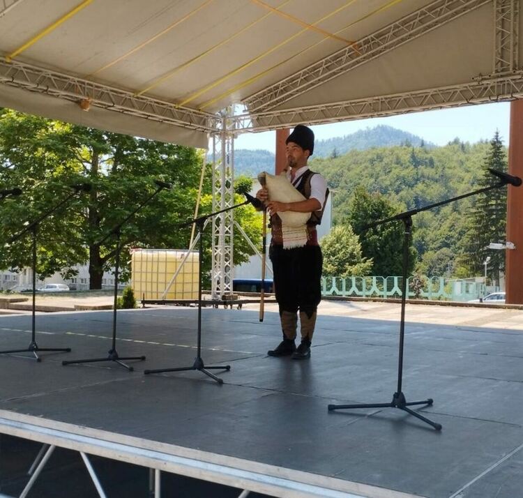 Индивидуални и групови изпълнители ще представят област Смолян на XIII Национален събор на народното творчество в Копривщица - 2025