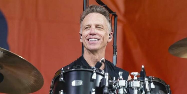 Matt Cameron напуска PEARL JAM след 27 години зад барабаните