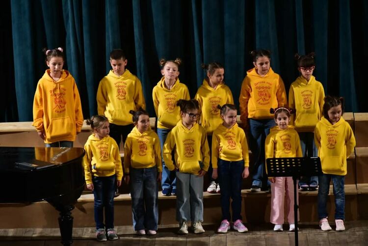 Две първи награди за талантите на хасковския хор „Орфей“ от фестивал в Израел