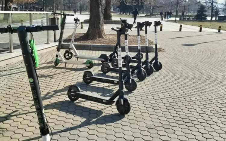 13-годишен е с опасност за живота след падане от тротинетка в Димитровград