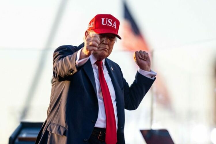 САЩ подновиха доставките оръжия за Украйна, руската пропаганда заговори за „байдънизация“ на Тръмп