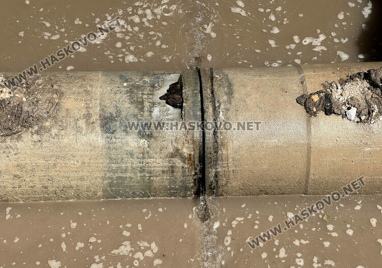 Хасковски квартали са без вода заради авария