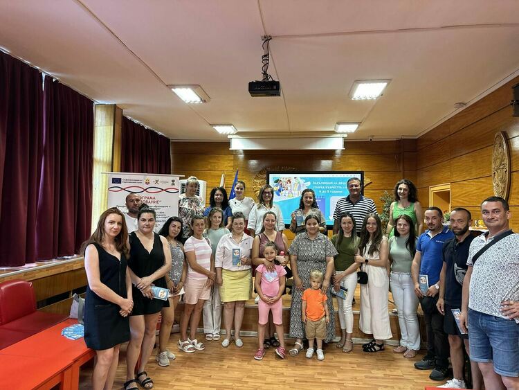 Родители на първокласници са готови за училище в рамките на „Време за теб“