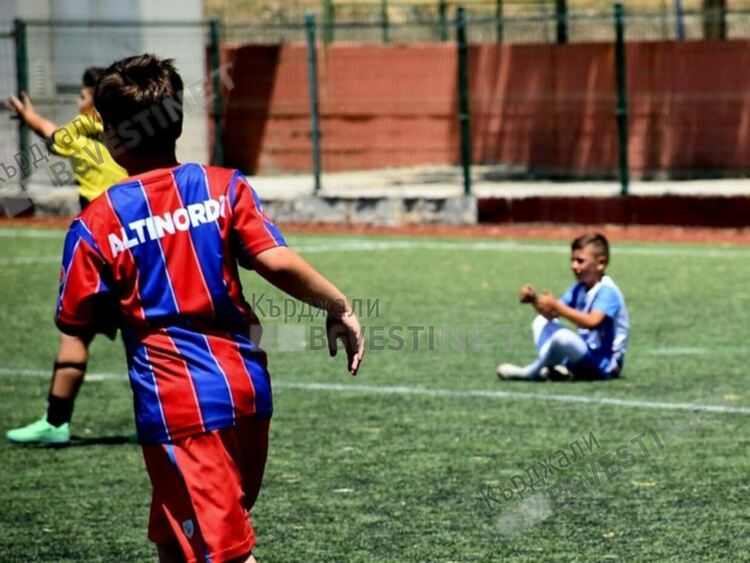 Децата на футболна академия "Арда 1924" записаха осем победи от осем мача в турнир в Одрин