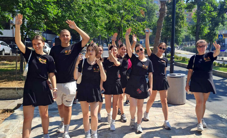 "Войводовче" и "Воеводска китка" с плакети от Международен фест