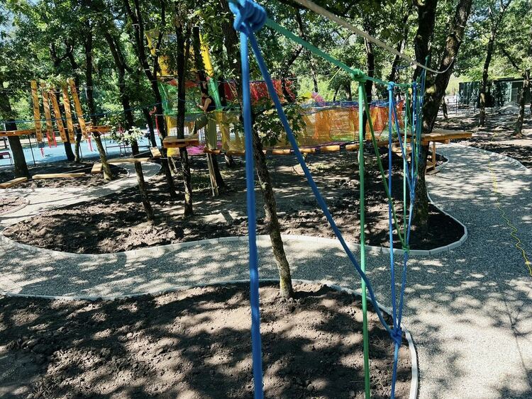 Откриват въжения парк край езерото в „Кенана“